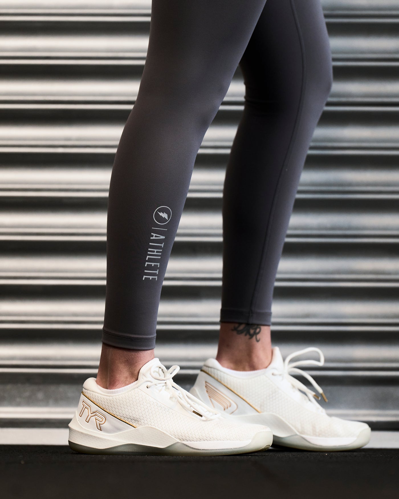 Revolution Tight - Stone Grey