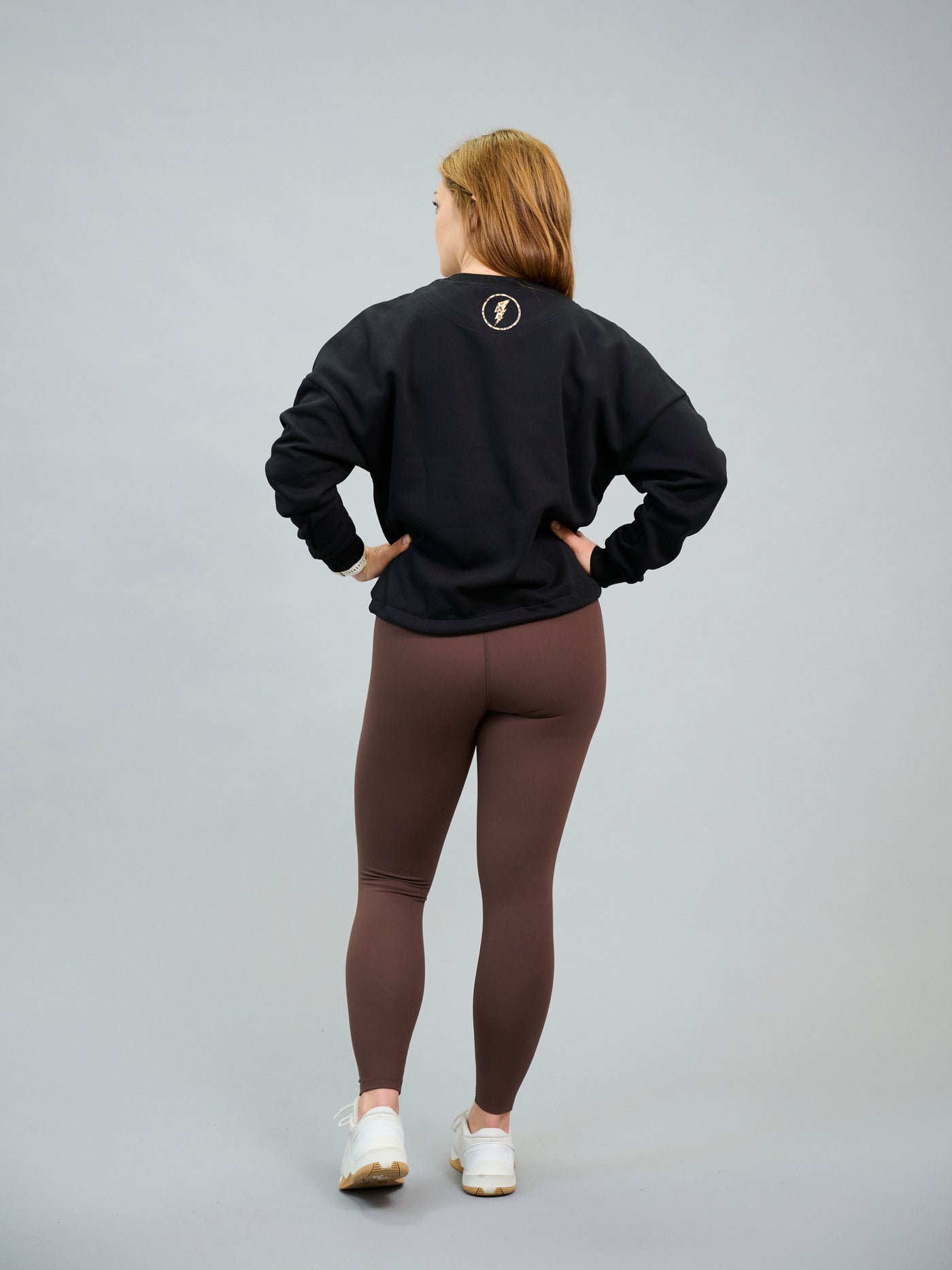 BORN STRONG Ladies' Oversize Crewneck Leo