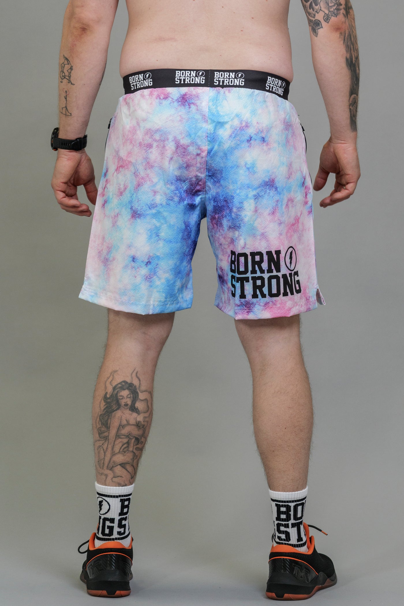 BORN STRONG PERFORMANCE SHORT