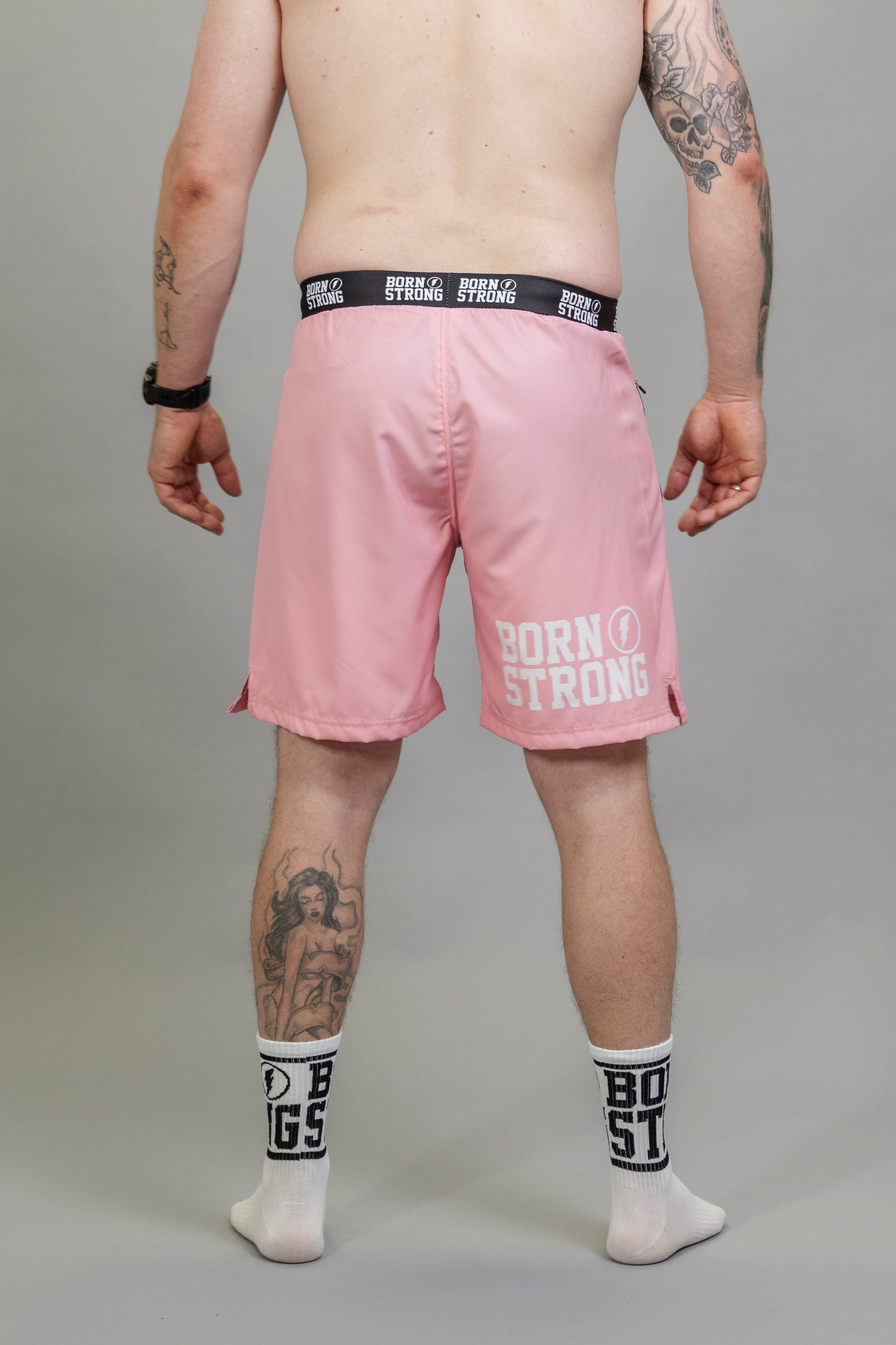 BORN STRONG PERFORMANCE SHORT