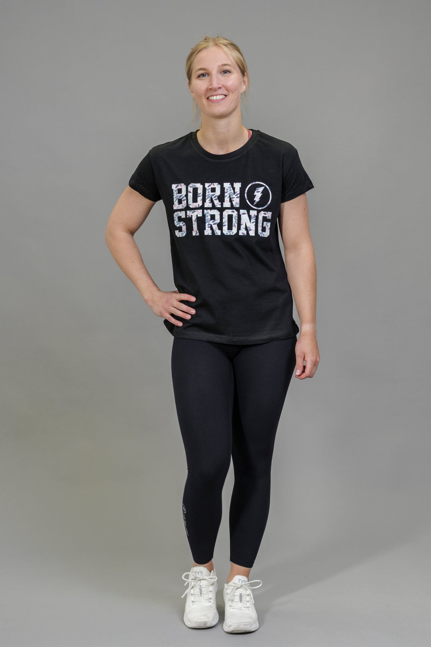 BORN STRONG Dames Shirt Floral Love