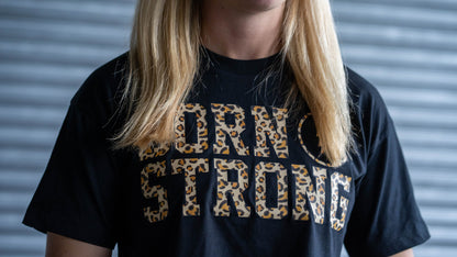 BORN STRONG Crop Shirt Leo