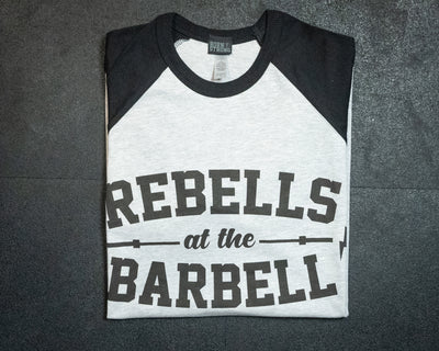 Rebelles à la chemise de baseball Barbell