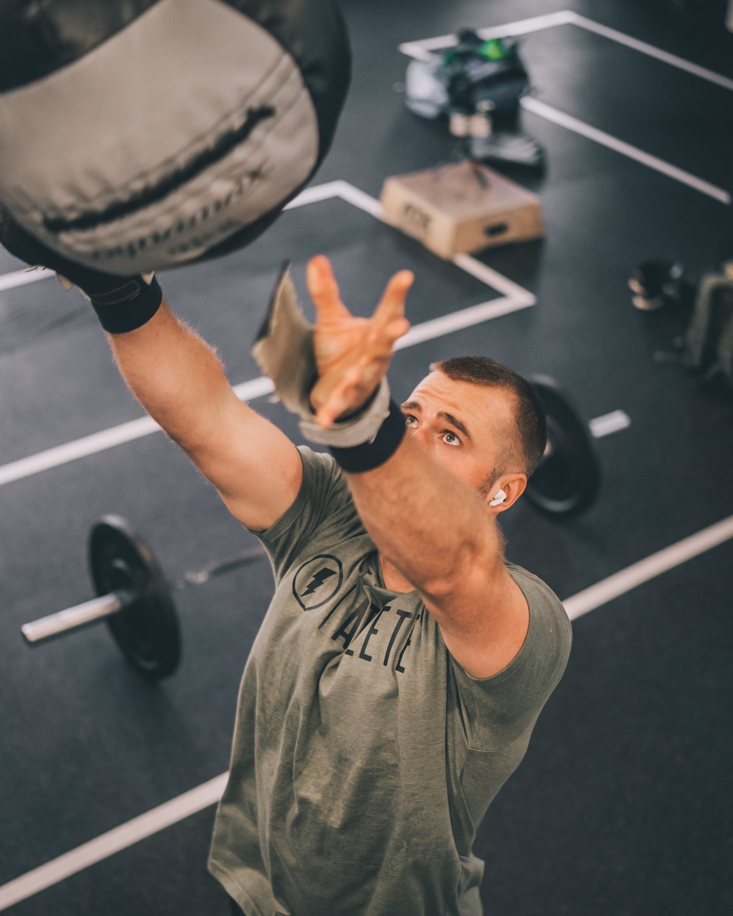 ATLEET OVERHEMD OLIJF