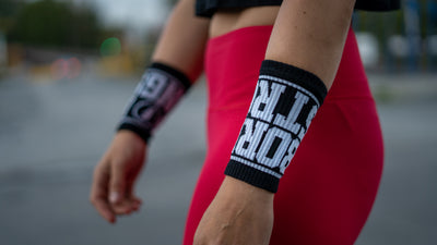 Born Strong Sweatbands CrossFit Schweißbänder schwarz weiß