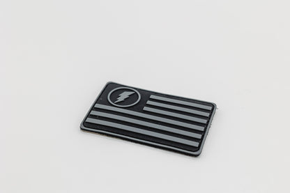 Drapeau BORN STRONG - Écusson